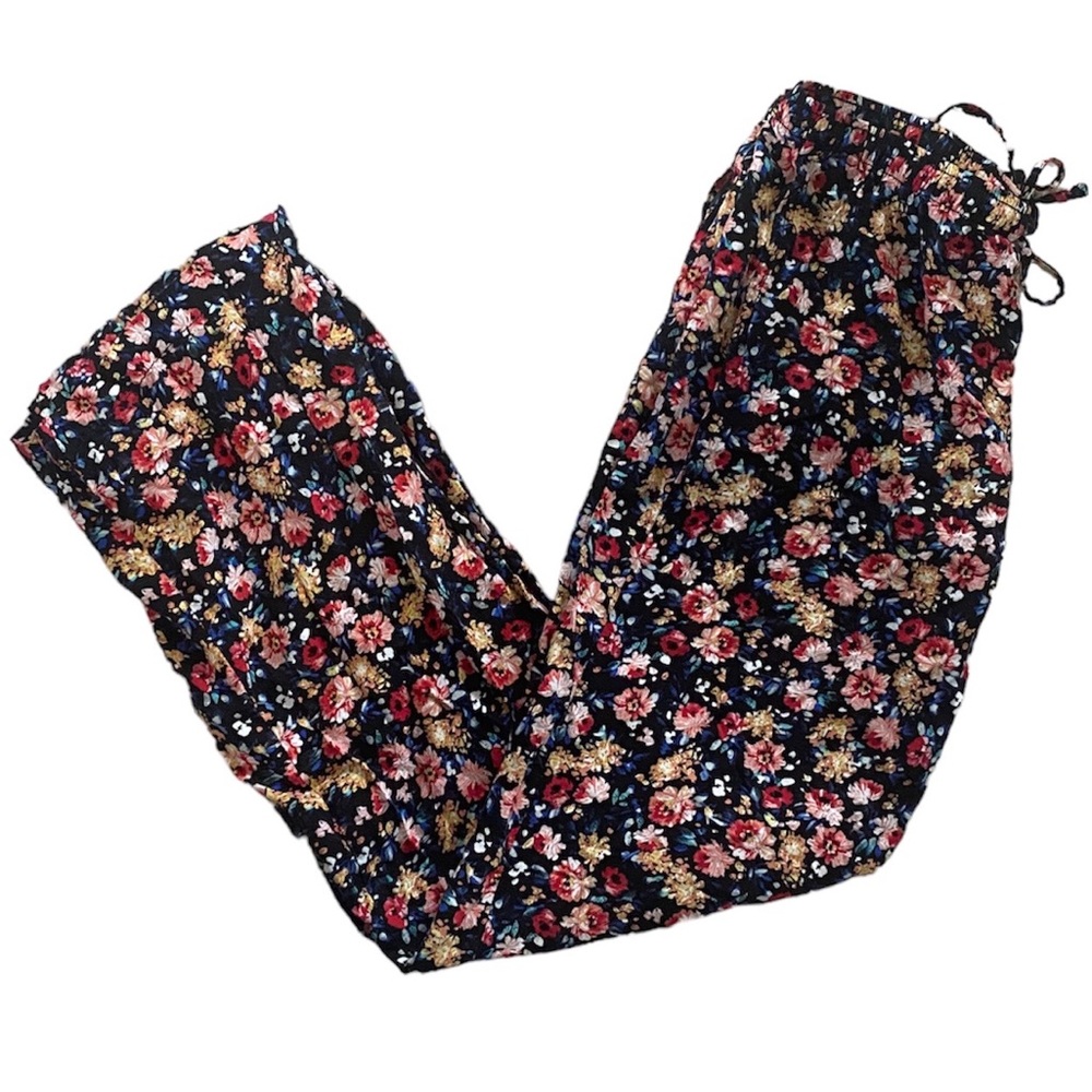 Vanilla Star Women’s Loose Floral Pants Size Small (3-5)